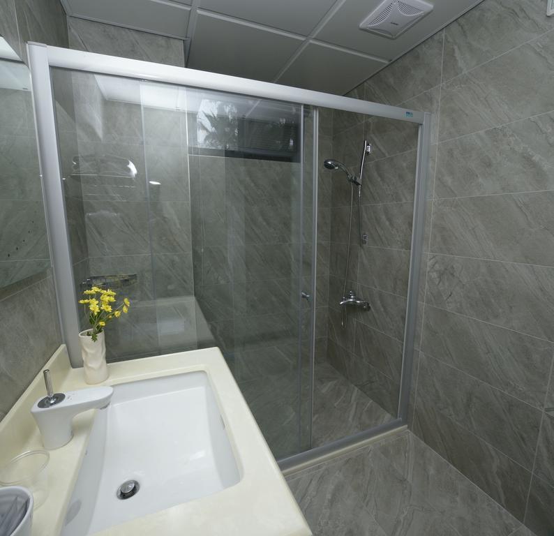 แฮปปี้เนส210 บีแอนด์บี Bed & Breakfast ตงชาน ภายนอก รูปภาพ